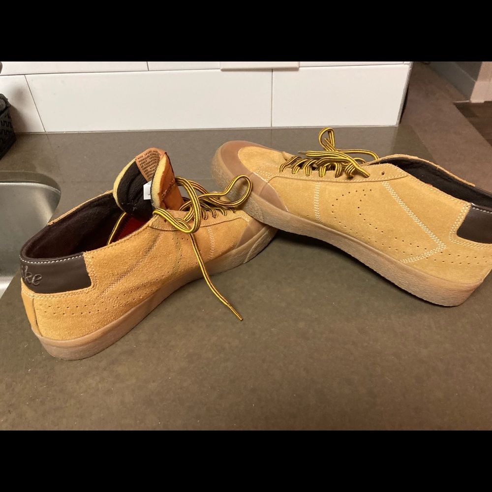 Nike casual dress shoes.